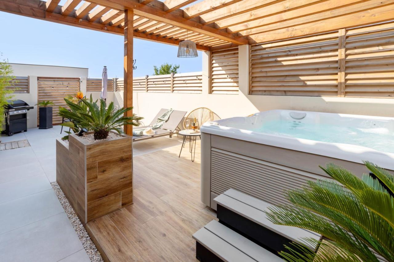 L'Entre Deux-Suite Romantique - Jacuzzi Privatif Le Somail Exterior foto